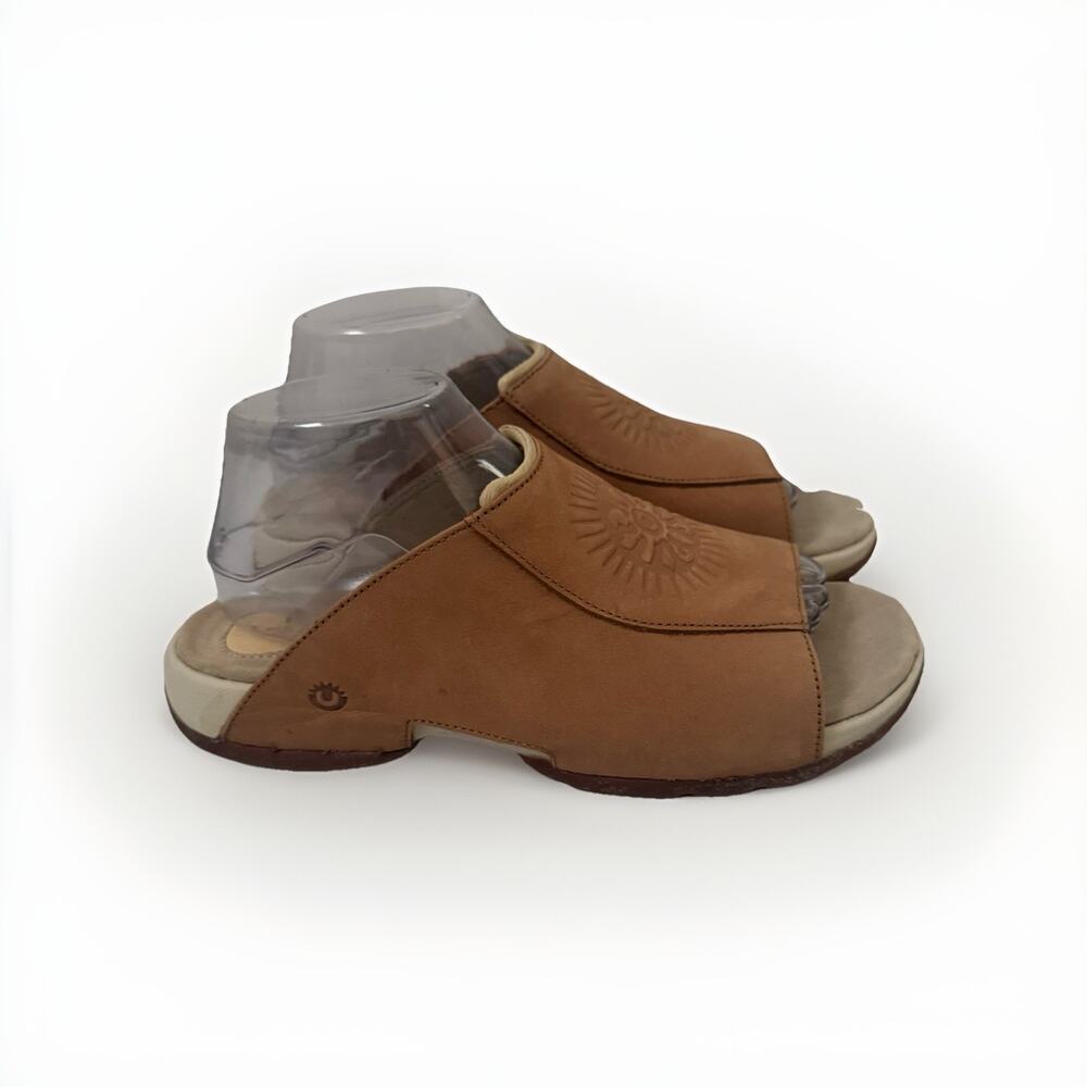 Ulu Sandals Leather Tan Sun Design Embossed Slip On Boho Lagen Artsy Comfort 9